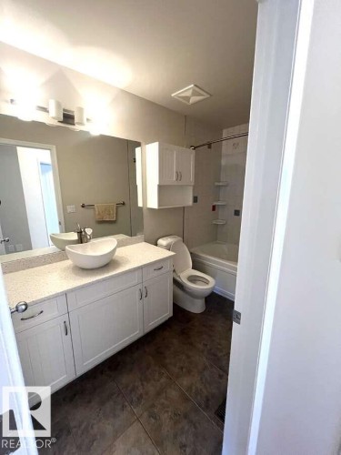 12 303 Leger Way, Edmonton, AB - Indoor Photo Showing Bathroom