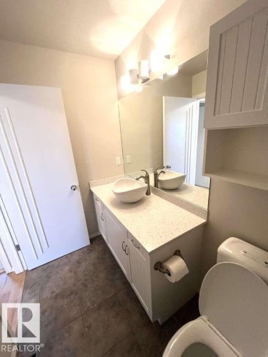 12 303 Leger Way, Edmonton, AB - Indoor Photo Showing Bathroom