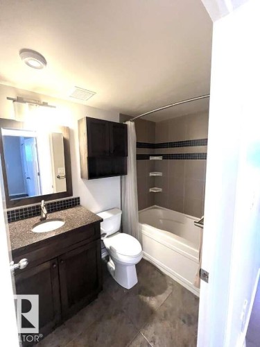 12 303 Leger Way, Edmonton, AB - Indoor Photo Showing Bathroom