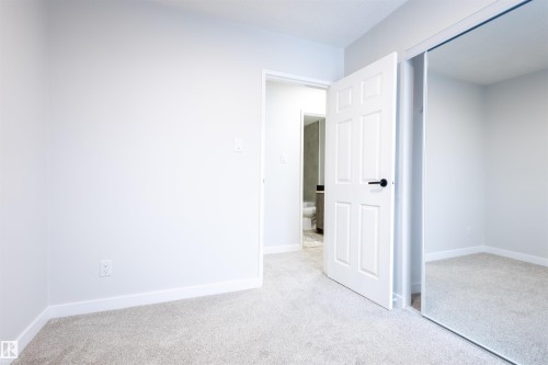 30 Amberly Court, Edmonton, AB - Indoor Photo Showing Other Room