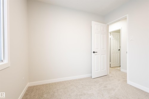 30 Amberly Court, Edmonton, AB - Indoor Photo Showing Other Room