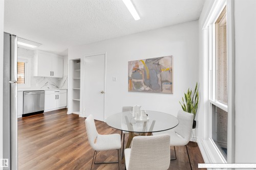 13316 136 Avenue, Edmonton, AB - Indoor Photo Showing Dining Room