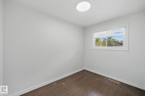 13316 136 Avenue, Edmonton, AB - Indoor Photo Showing Other Room