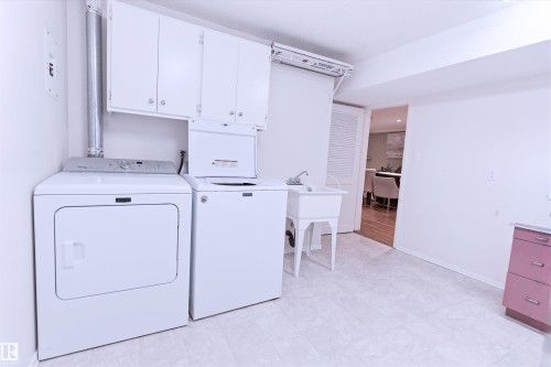 10615 134 Street, Edmonton, AB - Indoor Photo Showing Laundry Room