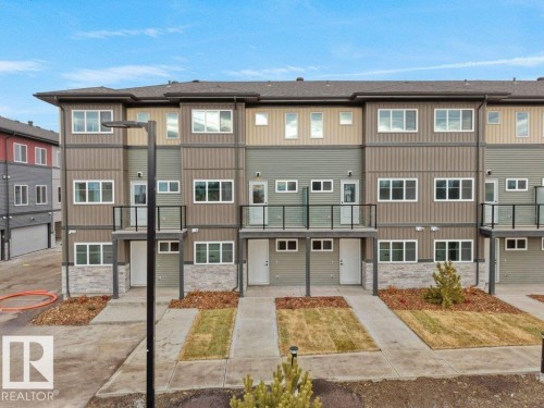 66 18120 28 Avenue SW  Edmonton, AB T6W 4V2