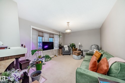 9216 68 Street, Edmonton, AB - Indoor