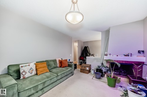 9216 68 Street, Edmonton, AB - Indoor Photo Showing Living Room