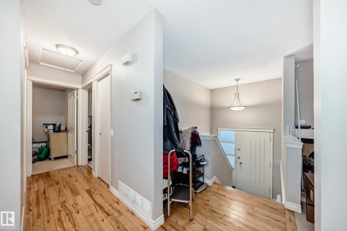 9216 68 Street, Edmonton, AB - Indoor Photo Showing Other Room