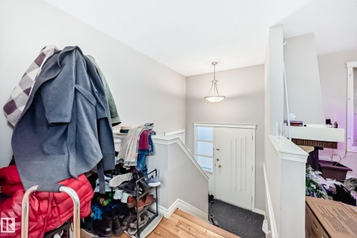 9216 68 Street, Edmonton, AB - Indoor