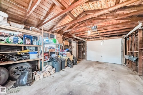 9216 68 Street, Edmonton, AB - Indoor Photo Showing Garage