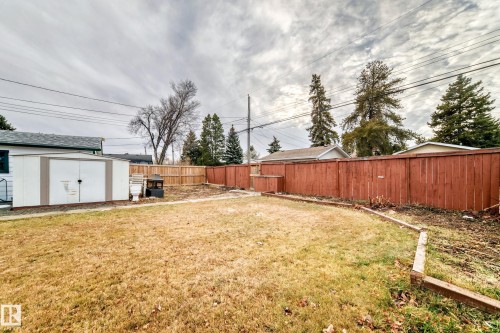 9216 68 Street, Edmonton, AB - Outdoor