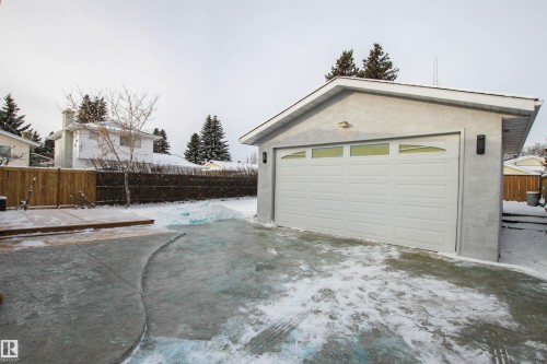 18616 66 Avenue, Edmonton, AB - Outdoor