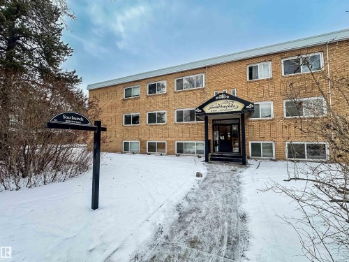 3 8406 104 Street  Edmonton, AB T6E 4G2