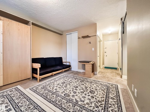 3 8406 104 Street, Edmonton, AB - Indoor Photo Showing Other Room