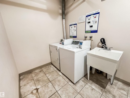 3 8406 104 Street, Edmonton, AB - Indoor Photo Showing Laundry Room