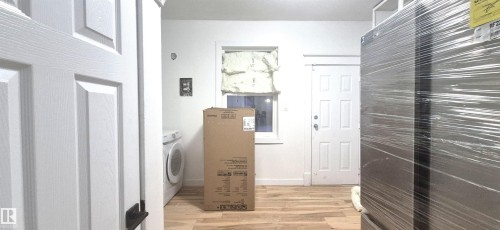 11544 95 Street, Edmonton, AB - Indoor