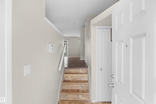 41 5604 199 Street, Edmonton, AB - Indoor Photo Showing Other Room