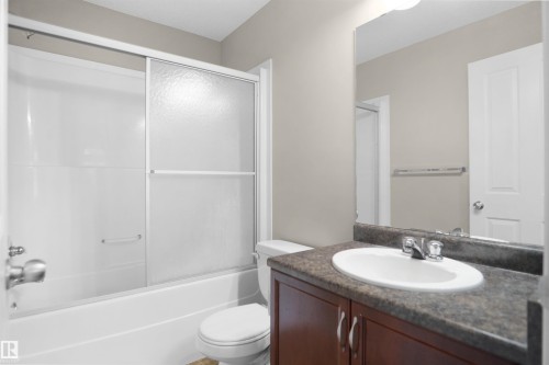 41 5604 199 Street, Edmonton, AB - Indoor Photo Showing Bathroom