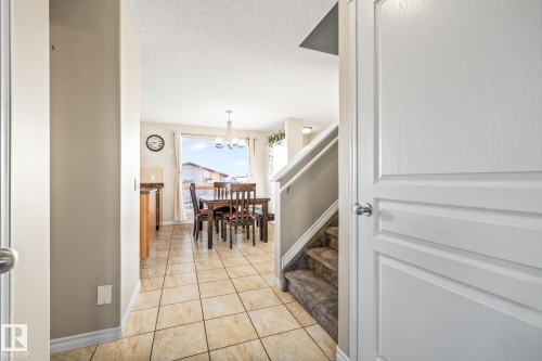 3913 159 Avenue, Edmonton, AB - Indoor