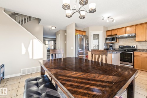3913 159 Avenue, Edmonton, AB - Indoor Photo Showing Kitchen