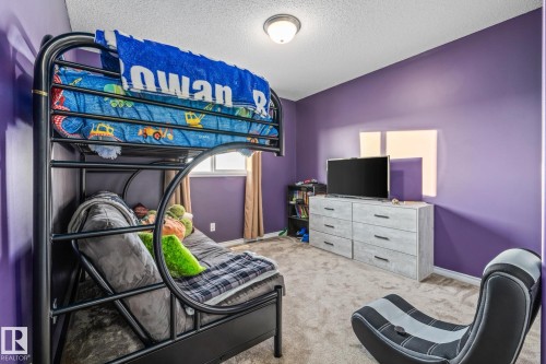 3913 159 Avenue, Edmonton, AB - Indoor Photo Showing Bedroom