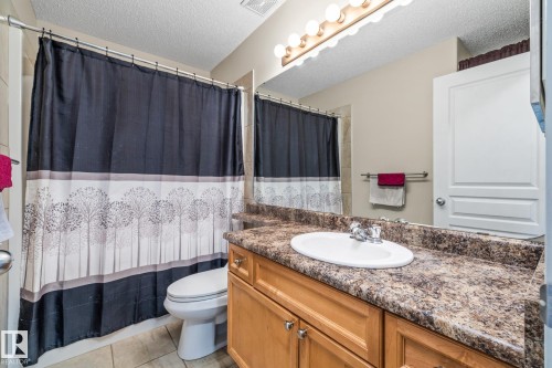 3913 159 Avenue, Edmonton, AB - Indoor Photo Showing Bathroom