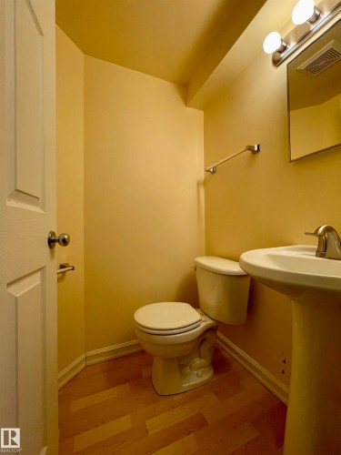 78 230 Edwards Drive Sw, Edmonton, AB - Indoor Photo Showing Bathroom