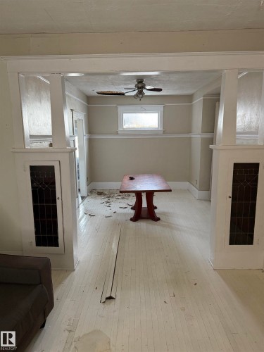 11121 127 Street, Edmonton, AB 