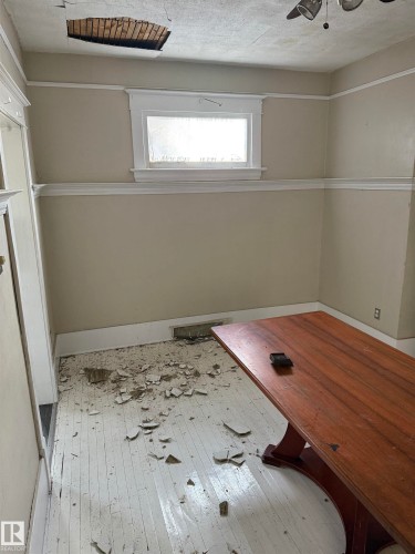 11121 127 Street, Edmonton, AB 