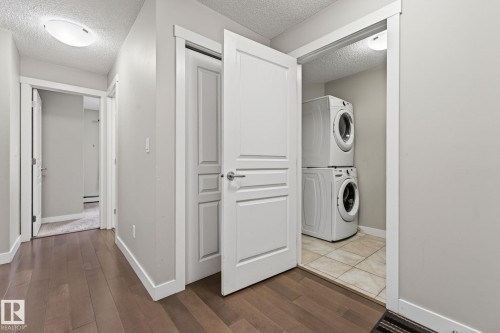104 2207 44 Avenue Nw, Edmonton, AB - Indoor Photo Showing Laundry Room