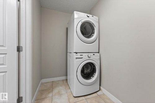 104 2207 44 Avenue Nw, Edmonton, AB - Indoor Photo Showing Laundry Room