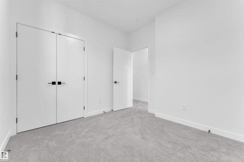 247 166 Avenue, Edmonton, AB - Indoor Photo Showing Other Room