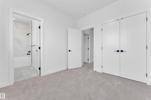 247 166 Avenue, Edmonton, AB - Indoor Photo Showing Other Room