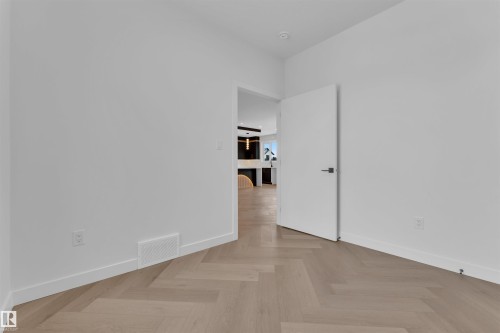 247 166 Avenue, Edmonton, AB - Indoor Photo Showing Other Room