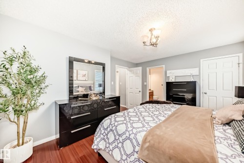 5819 Sutter Place, Edmonton, AB - Indoor Photo Showing Bedroom
