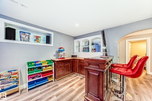 5819 Sutter Place, Edmonton, AB - Indoor Photo Showing Other Room