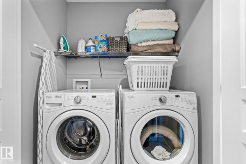 219 42 Avenue, Edmonton, AB - Indoor Photo Showing Laundry Room