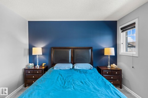 219 42 Avenue, Edmonton, AB - Indoor Photo Showing Bedroom