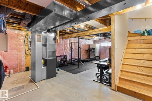 219 42 Avenue, Edmonton, AB - Indoor Photo Showing Basement