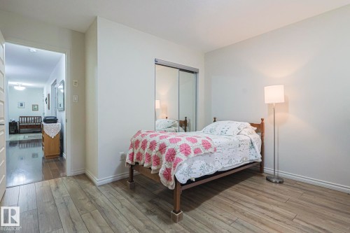 120 7909 71 Street, Edmonton, AB - Indoor Photo Showing Bedroom