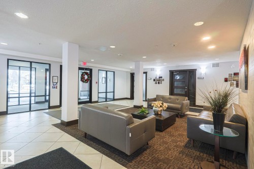 120 7909 71 Street, Edmonton, AB - Indoor Photo Showing Other Room