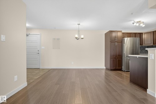 343 11505 Ellerslie Road, Edmonton, AB - Indoor Photo Showing Kitchen