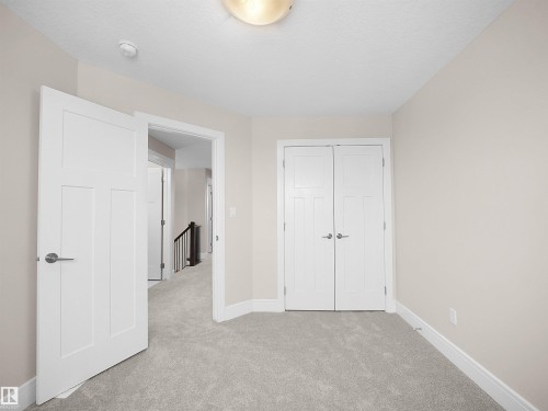 8579 Cushing Place, Edmonton, AB - Indoor Photo Showing Other Room
