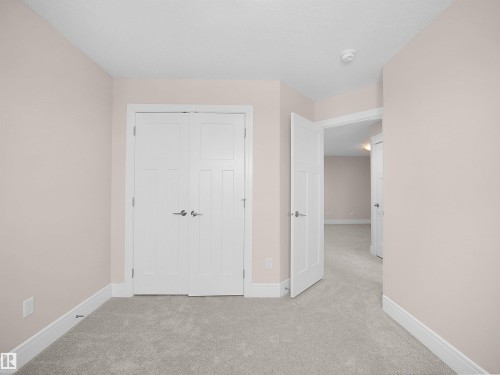 8579 Cushing Place, Edmonton, AB - Indoor Photo Showing Other Room