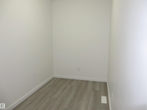 23 Sturtz Place, Leduc, AB - Indoor Photo Showing Other Room