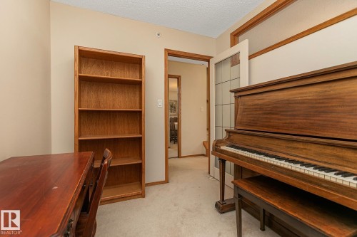 506 182 Haddow Close, Edmonton, AB - Indoor Photo Showing Other Room