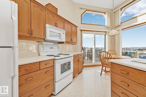 506 182 Haddow Close, Edmonton, AB - Indoor Photo Showing Kitchen