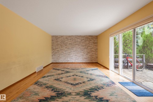 103 Wolf Willow Crescent, Edmonton, AB - Indoor Photo Showing Other Room