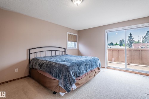 103 Wolf Willow Crescent, Edmonton, AB - Indoor Photo Showing Bedroom