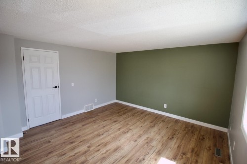 95 8930 99 Avenue, Fort Saskatchewan, AB - Indoor Photo Showing Other Room